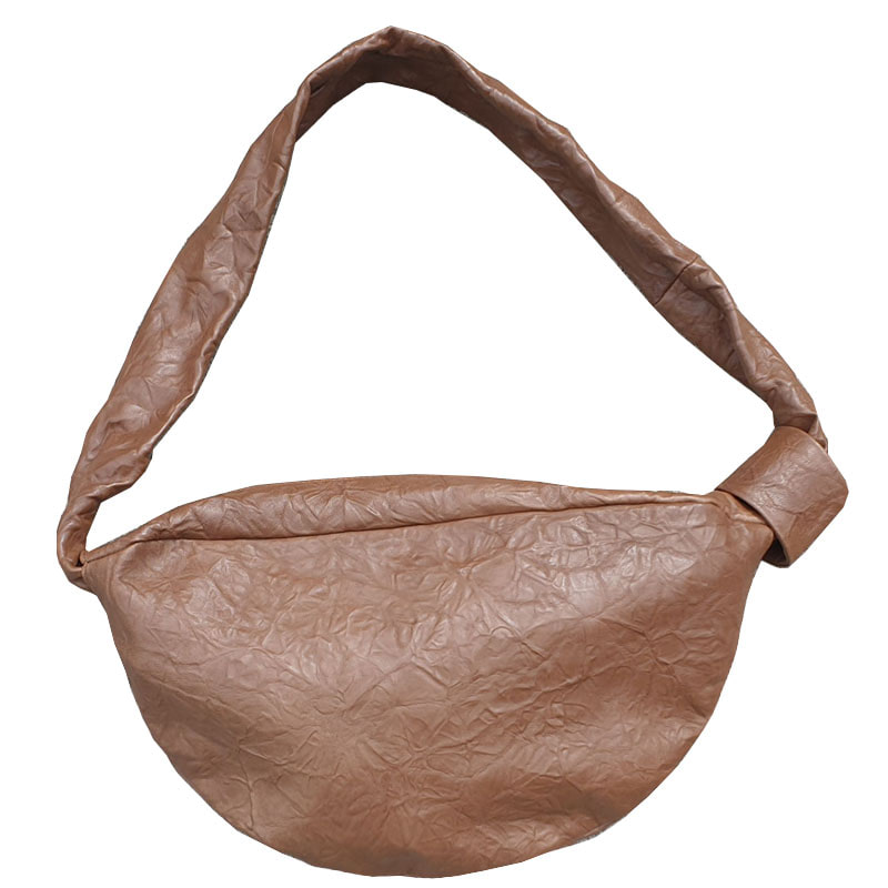 Baguette Leather Cross Bag (HOBO) / Toffee